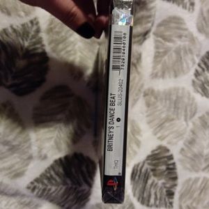 Play station 2 Brittany dance beats